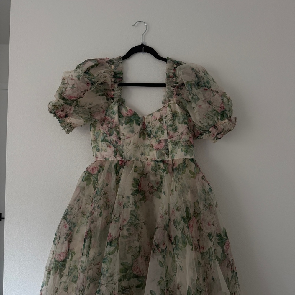 Selkie The Ritz Dress in Garden Roses – Romantic Puff Sleeve Gown M - Picture 2 of 10